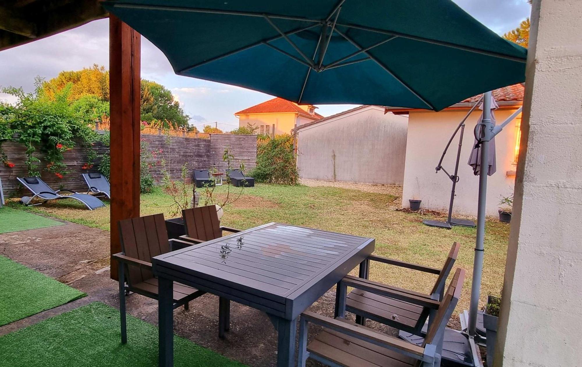Appartement Quinault Libourne Ngoại thất bức ảnh